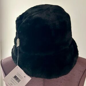 Echo Black Faux Fur Bucket Hat